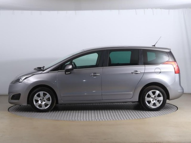 Peugeot 5008  1.6 BlueHDi 