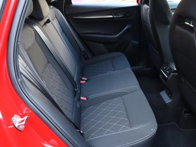 Škoda Karoq  1.5 TSI Sportline