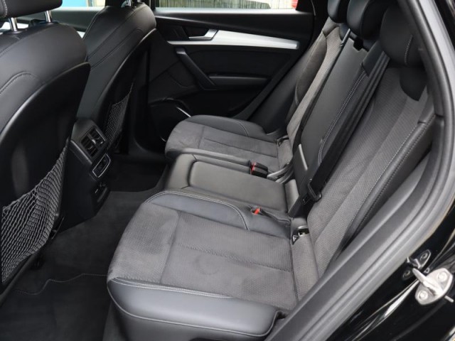 Audi Q5  40 TDI S line