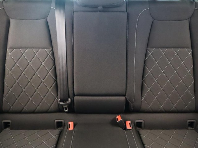 Škoda Karoq  1.5 TSI Sportline