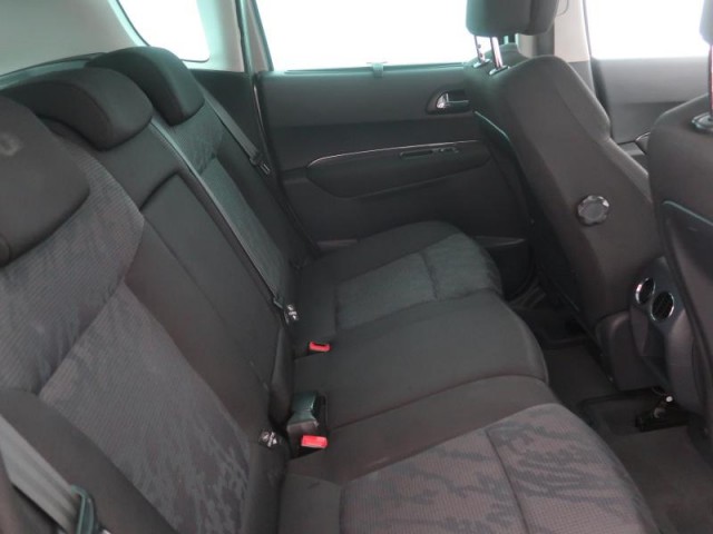 Peugeot 3008  1.6 HDi 