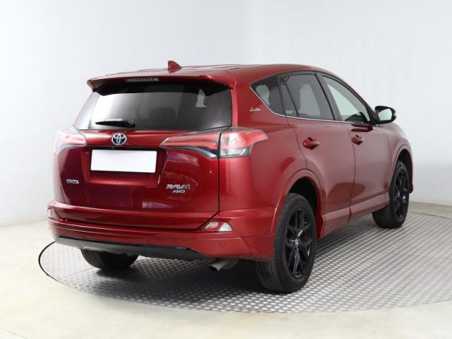 Toyota RAV 4  2.0 VVT-i Selection
