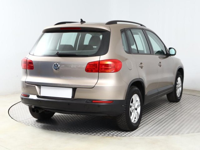 Volkswagen Tiguan  2.0 TDI 