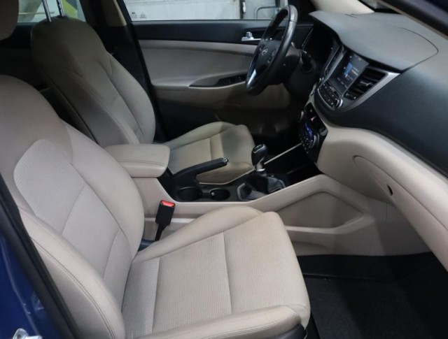 Hyundai Tucson  2.0 CRDi Trend