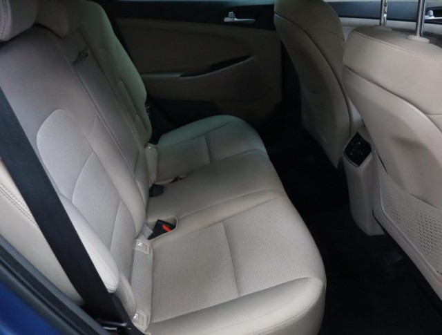 Hyundai Tucson  2.0 CRDi Trend
