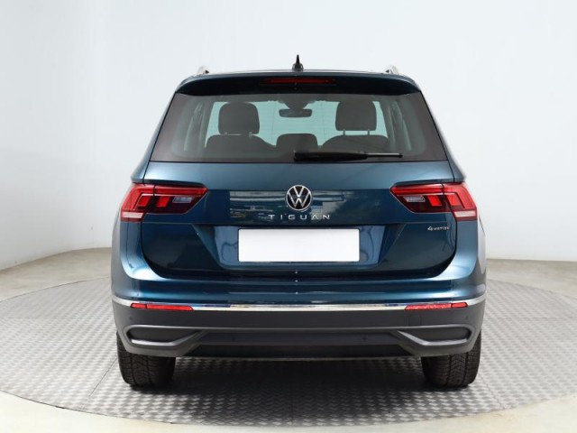 Volkswagen Tiguan  2.0 TDI 