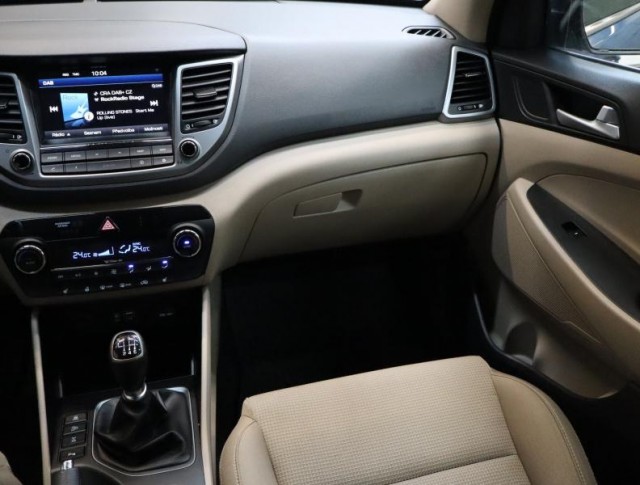 Hyundai Tucson  2.0 CRDi Trend