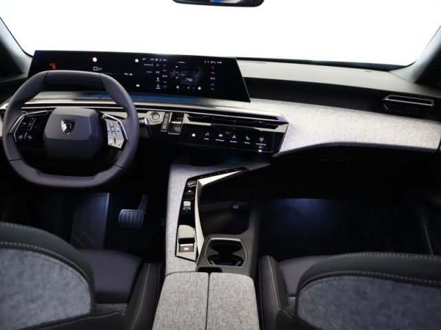 Peugeot 3008  1.2 MHEV 