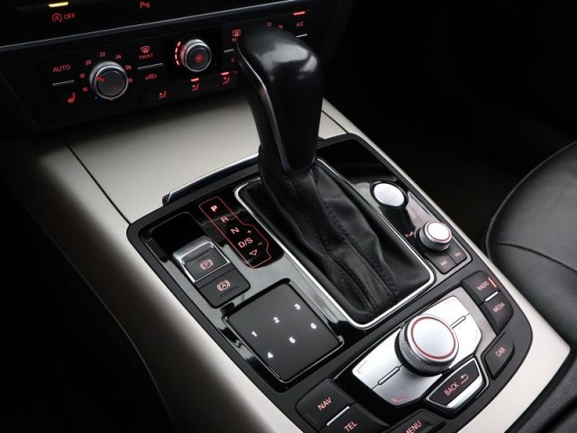 Audi A6 Allroad  3.0 TDI 