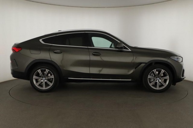 BMW X6  xDrive40d 