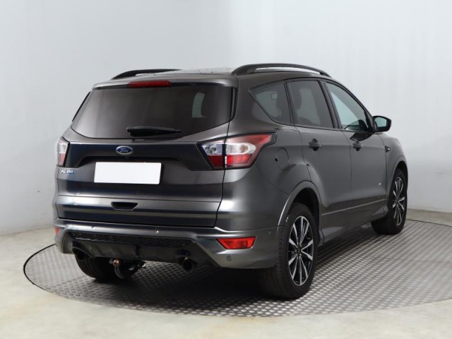 Ford Kuga  2.0 TDCi ST-Line
