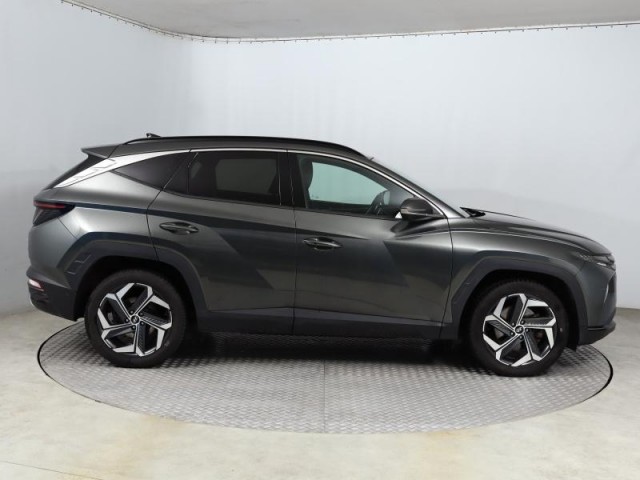Hyundai Tucson  1.6 T-GDI HEV Premium