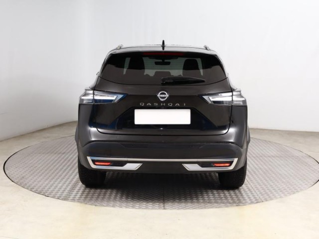 Nissan Qashqai  1.3 DIG-T MHEV Tekna