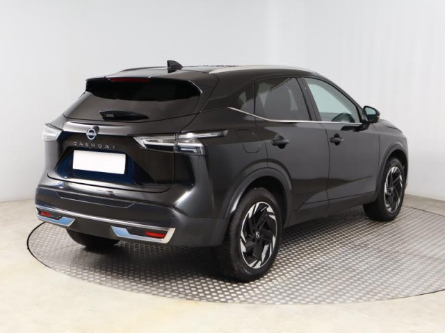 Nissan Qashqai  1.3 DIG-T MHEV Tekna
