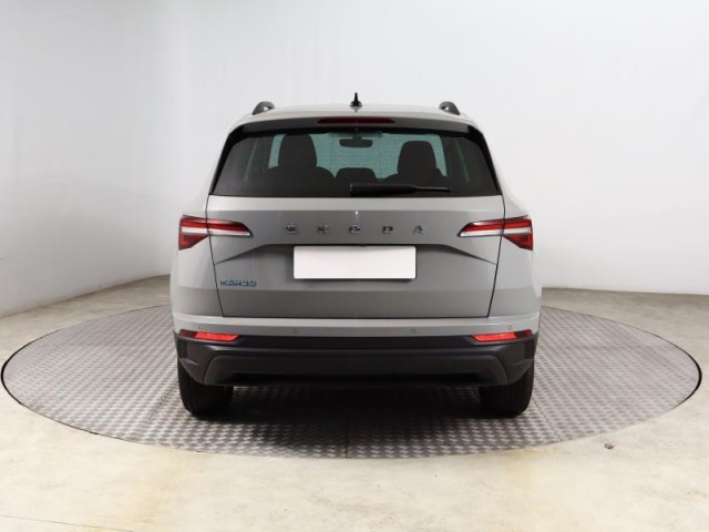 Škoda Karoq  1.5 TSI Active
