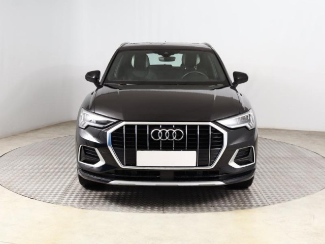 Audi Q3  35 TFSI S line
