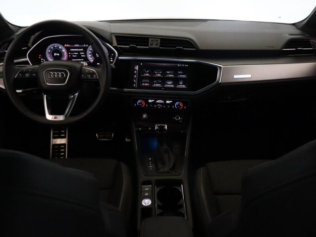 Audi Q3  35 TFSI S line