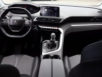 Peugeot 3008  1.2 PureTech Allure