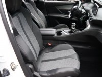Peugeot 3008  1.2 PureTech Allure
