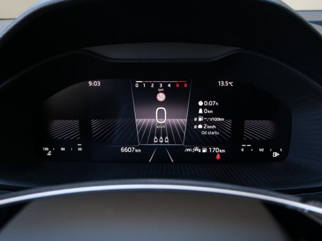 Škoda Karoq  1.5 TSI Drive