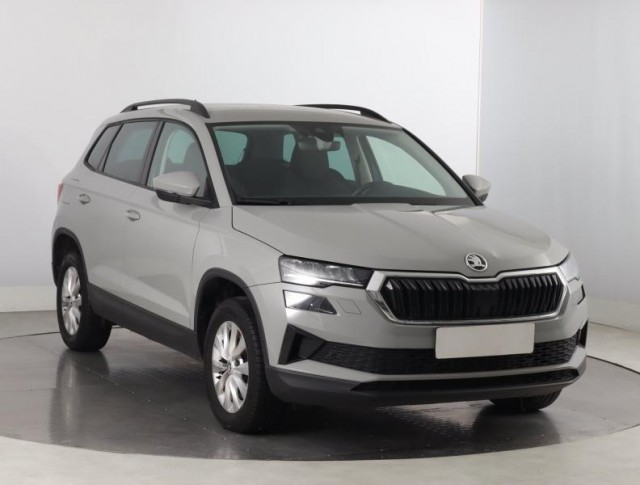 Škoda Karoq  1.5 TSI Fresh
