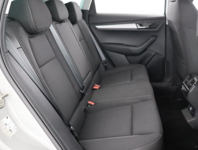 Škoda Karoq  1.5 TSI Fresh