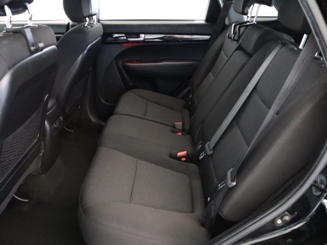 Kia Sorento  2.2 CRDi 