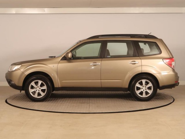 Subaru Forester  2.0 X 