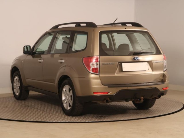 Subaru Forester  2.0 X 