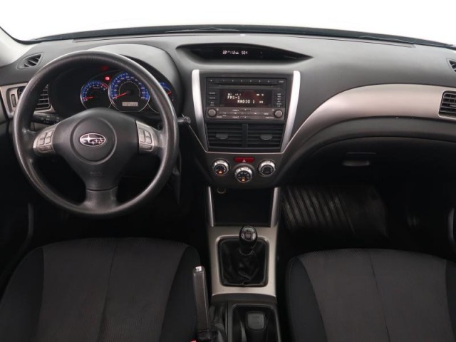Subaru Forester  2.0 X 