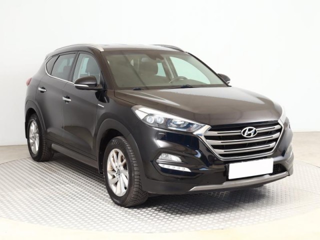 Hyundai Tucson  2.0 CRDi 