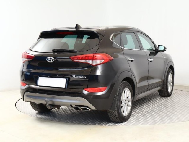Hyundai Tucson  2.0 CRDi 