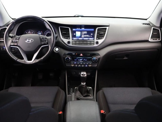 Hyundai Tucson  2.0 CRDi 