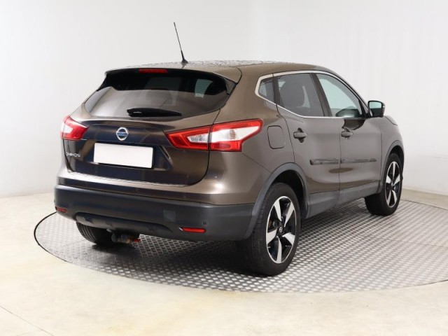 Nissan Qashqai  1.6 DIG-T N-Connecta