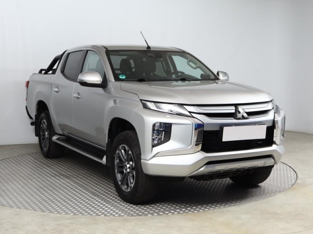 Mitsubishi L200  2.2 DI-D 