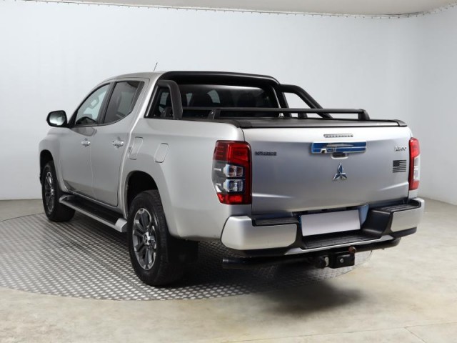 Mitsubishi L200  2.2 DI-D 