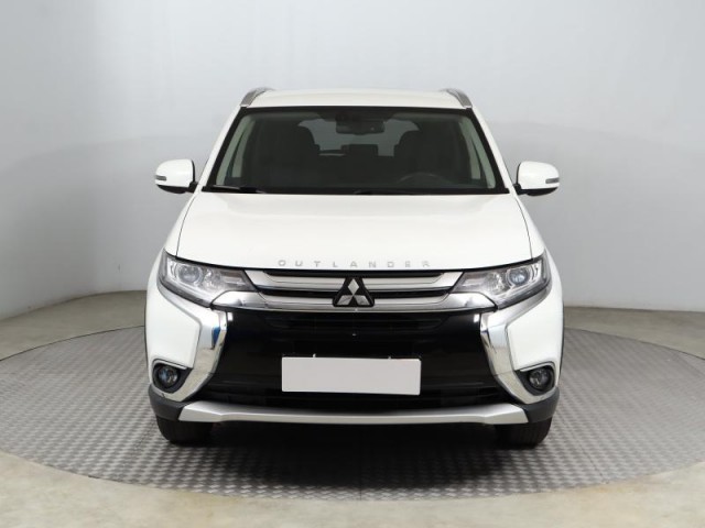 Mitsubishi Outlander  2.0 Intense