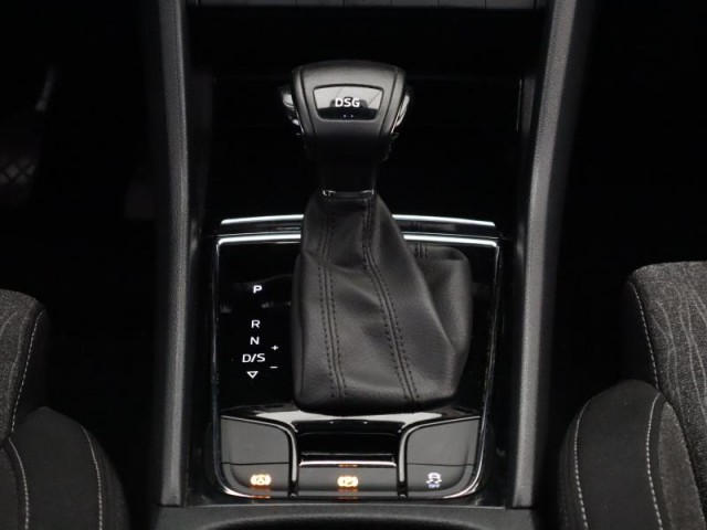Škoda Karoq  1.5 TSI Style