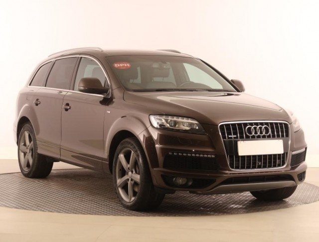 Audi Q7  3.0 TDI S-Line