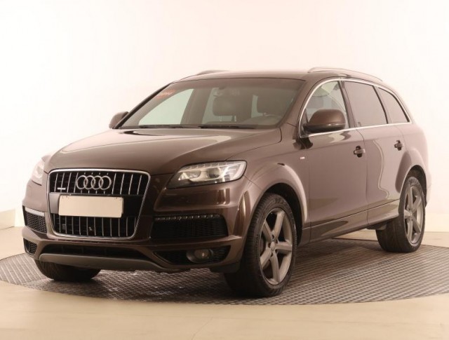 Audi Q7  3.0 TDI S-Line