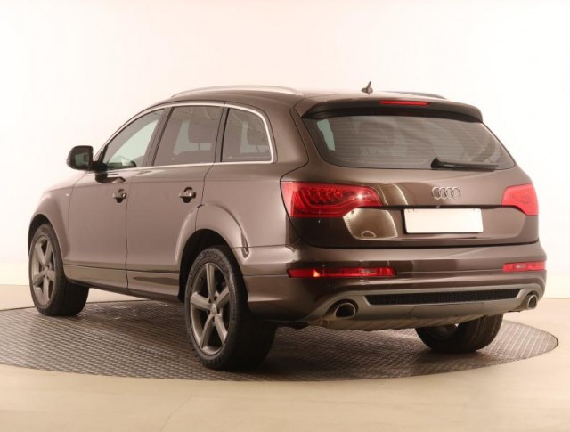 Audi Q7  3.0 TDI S-Line