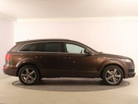 Audi Q7  3.0 TDI S-Line