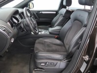 Audi Q7  3.0 TDI S-Line