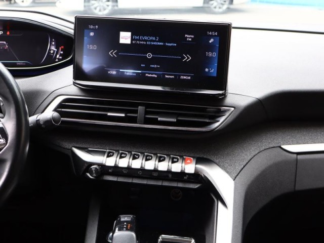 Peugeot 5008  1.5 BlueHDi 