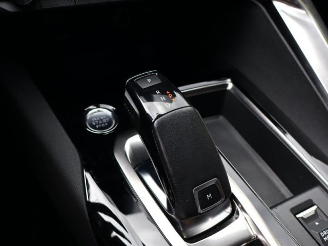 Peugeot 5008  1.5 BlueHDi 