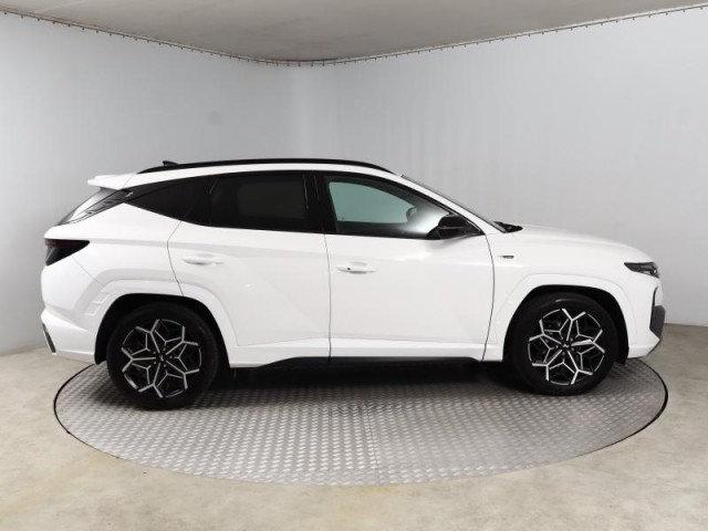 Hyundai Tucson  1.6 T-GDI 48V MHEV N-Line
