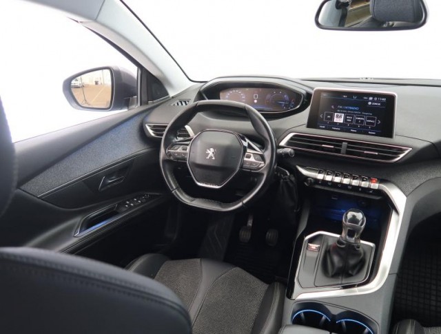 Peugeot 5008  1.5 BlueHDi Allure