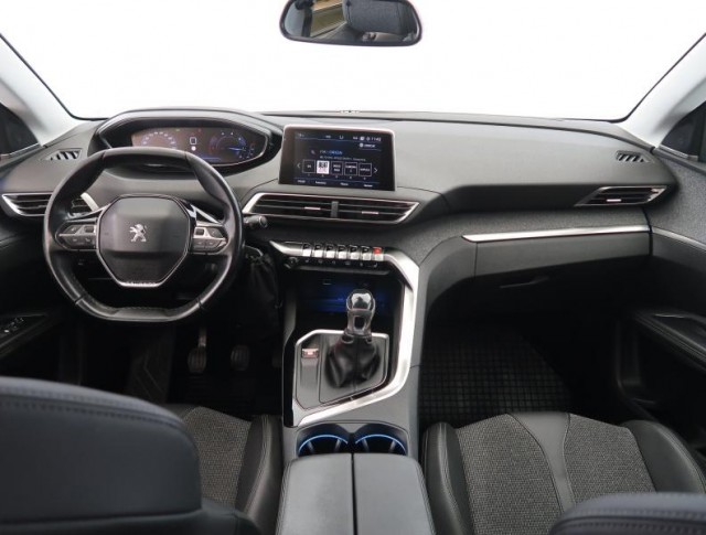 Peugeot 5008  1.5 BlueHDi Allure