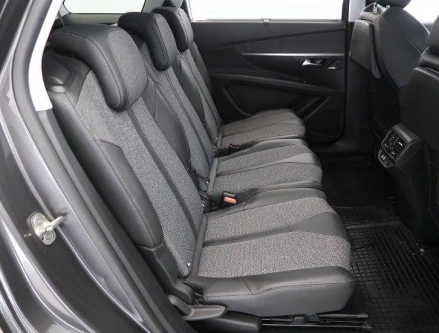 Peugeot 5008  1.5 BlueHDi Allure