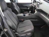 Peugeot 5008  1.5 BlueHDi Allure